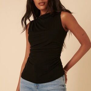 ACTIVE USA- NWT Chic Black Sleeveless Tank Top size LARGE